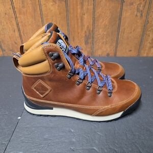 The North Face Back-To-Berkeley IV Leather WP Boot - Men's